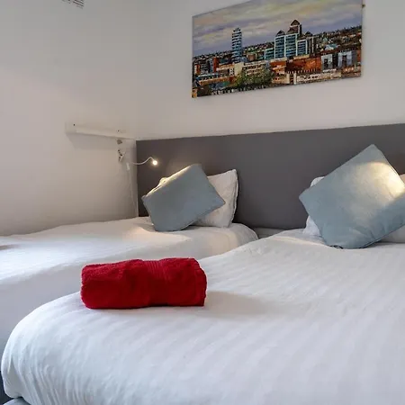 Liberty בית נופש *